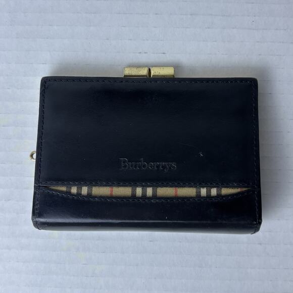 Burberry Wallet. Burberry Snap Coin‎ Wallet - Picture 3 of 8